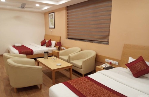Bonali Hotel | Discover Comfort at Hotel Aagman: Family-Friendly Amenities