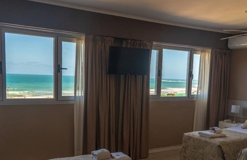 Punta Mogotes Hotel | Discover Comfort at Hotel Aatrac with Pool and Spa