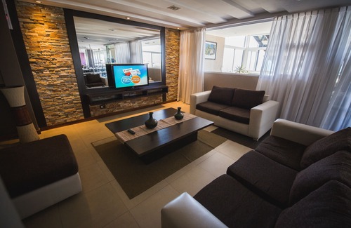 Punta Mogotes Hotel | Discover Comfort at Hotel Aatrac with Pool and Spa