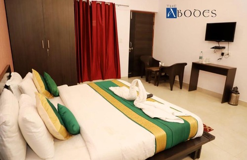 Greater Noida Hotel | Family-Friendly Getaway at Hotel Abodes House - 4 Stars
