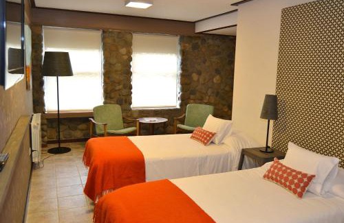 Macrozona Bahia Redonda y Primeros Faldeos Hotel | Family-Friendly Hotel ACA El Calafate with Breakfast Included