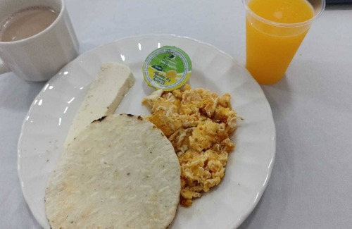 Caucasia Hotel | Budget-Friendly Hotel Acapulco Caucasia with Spa & Breakfast