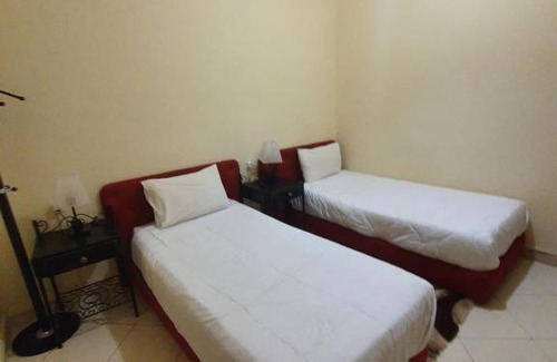 Bouarfa Hotel | Pet-Friendly Hotel Achark: Ideal for Families & Dining