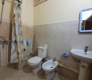 Bouarfa Hotel | Pet-Friendly Hotel Achark: Ideal for Families & Dining