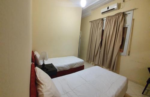 Bouarfa Hotel | Pet-Friendly Hotel Achark: Ideal for Families & Dining