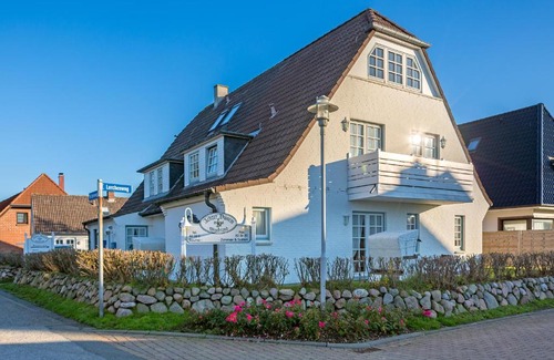 Westerland Hotel | Pet-Friendly Hotel Achter Dünem with Hot Tub and Breakfast