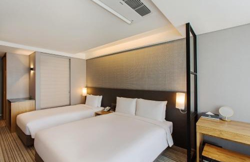 Yeongdo Hotel | Oceanfront Hotel Adela: A Family-Friendly 4-Star Retreat