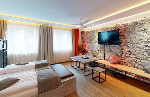 Golling an der Salzach Bed & Breakfast | Discover Comfort at Hotel Adler - Family-Friendly Retreat