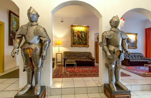 Altstadt Sudwest Hotel | Discover Comfort at Hotel Adler with Family-Friendly Amenities