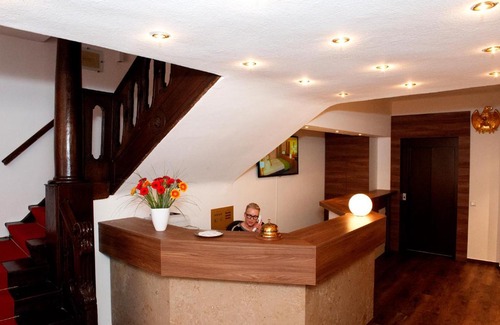 Eichstaett Hotel | Delight in Comfort at Hotel Adler: Pet-Friendly Retreat