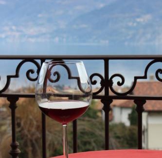 Menaggio Hotel | Pet-Friendly Hotel Adler with Ocean View & Pool Access