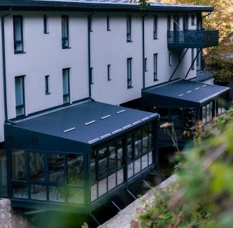 Central Bosnia Canton Hotel | Discover Hotel Adriale: 4-Star Comfort with Hot Tub & Breakfast