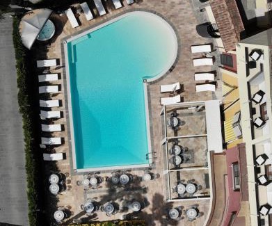 Varcaturo Hotel | Discover Hotel Agora: Oceanfront Bliss & 4-Star Comfort