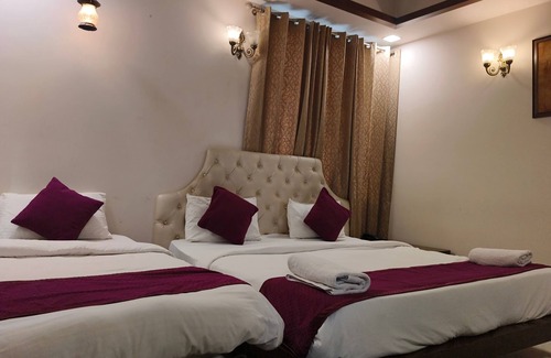 Taj Ganj Hotel | Hotel Agra Grande by Goyal Hoteliers