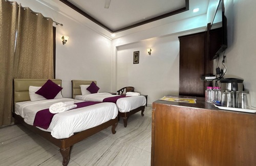 Taj Ganj Hotel | Hotel Agra Grande by Goyal Hoteliers