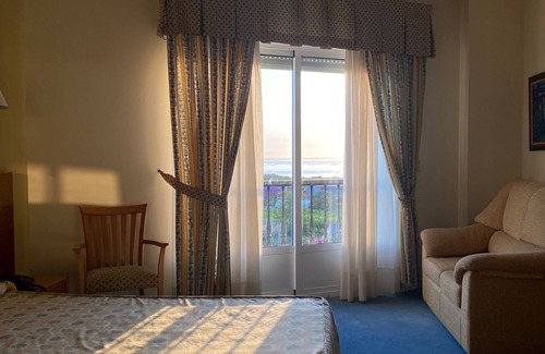 O Grove Hotel | Hotel Agrelo: Guest Rated 8.8 with Pool & Spa Amenities