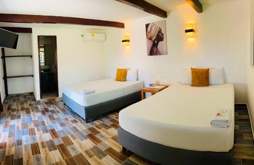 Los Cordobas Hotel | Discover Hotel Agroturistico Palma Vino with Pool & Spa