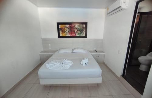 Melgar Hotel | Relax at Hotel Agua Azul Melgar Tolima with Pool & Dining