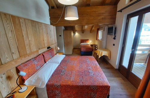 Entreves Hotel | Hotel Aigle: Guest Rated 9.8 with Spa & Family-Friendly Perks