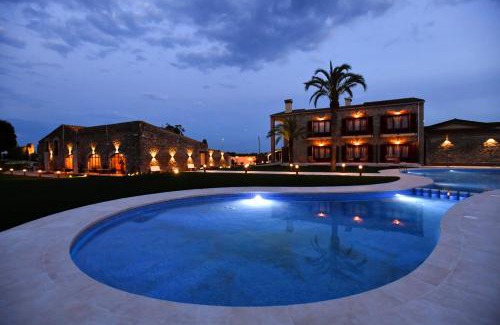 Torroella de Fluvia Hotel | Charming Hotel Aires de l'Emporda with Ocean Views