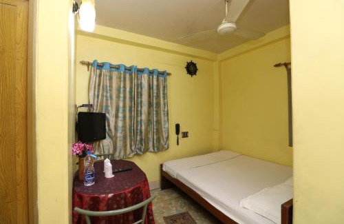 Bangaon Hotel | Budget-Friendly Stay at Hotel Airways with Child Care