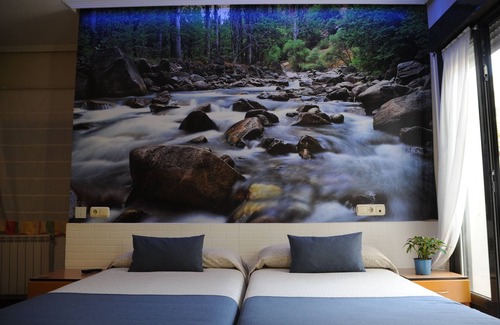 Irun Hotel | Relax at Hotel Aitana: Eco-Friendly with Spa & Dining