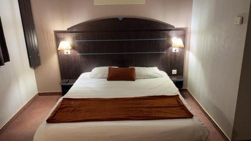 Caudry Hotel | Discover Hôtel Akena City Caudry: Pet-Friendly Comfort