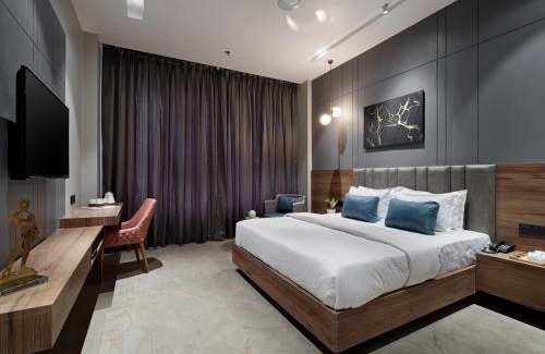 Nanded Hotel | Discover Hotel Akruti, Nanded - Family-Friendly Getaway