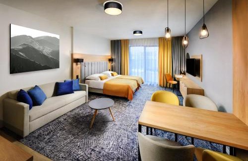 Besenova Hotel | Experience Hotel Akvamarín: Oceanfront Oasis with Spa