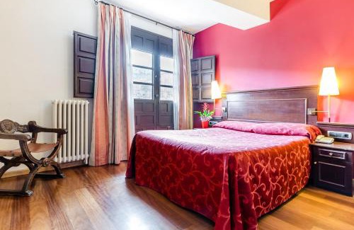Albarracin Hotel | Discover Comfort at Hotel Albarracín: Pet-Friendly Stay