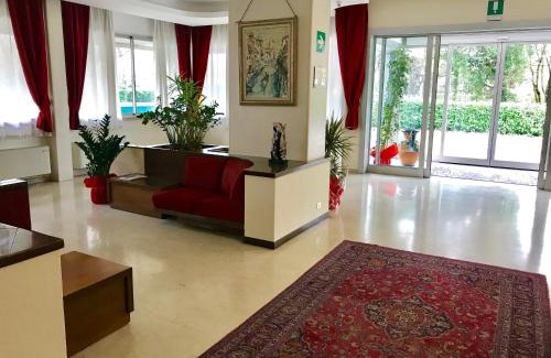 Carpenedo Hotel | Inviting Hotel Albatros: 4-Star Stay with Family-Friendly Amenities