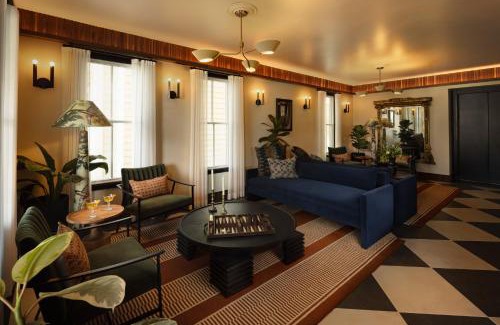 Ocean Grove Hotel | Family-Friendly Albatross with Outstanding 9/10 Guest Rating