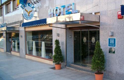 La Corredoria y Ventanielles Hotel | Budget-Friendly Hotel Alda Estación Oviedo for Families