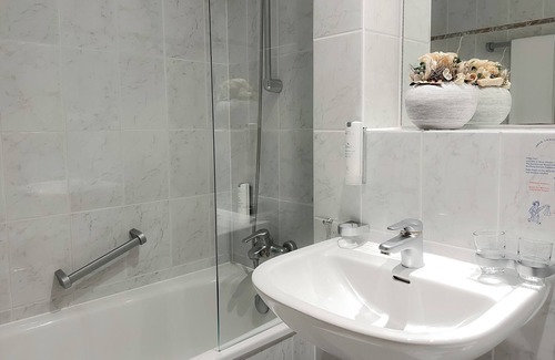 Bahnhofsvorstadt Hotel | Discover Hotel Alekto: A 4-Star Family-Friendly Getaway