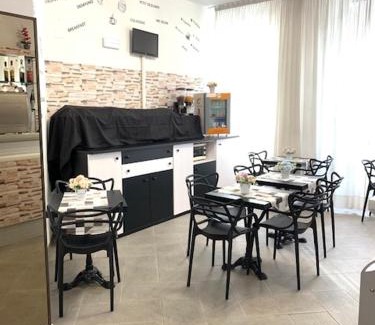 Ripamonti Corvetto Hotel | Pet-Friendly Hotel Alessander: Family Comfort Awaits