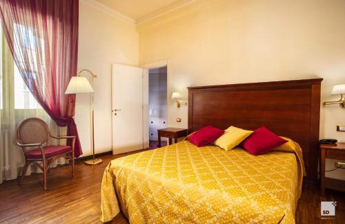 Pisa City Centre Hotel | Comfortable Stay at Hotel Alessandro Della Spina with Breakfast