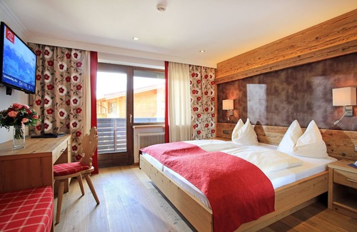 Kitzbuehel Hotel | Discover Hotel Alexander: 4-Star Stay with Spa & Pool