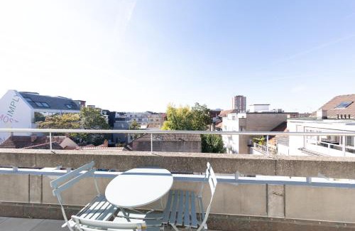 Clara Hotel | Discover Comfort at Hotel Alexander: Pet-Friendly Retreat