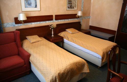 Valasske Klobouky Hotel | Pet-Friendly Hotel Alfacentrum with Breakfast & Family Amenities