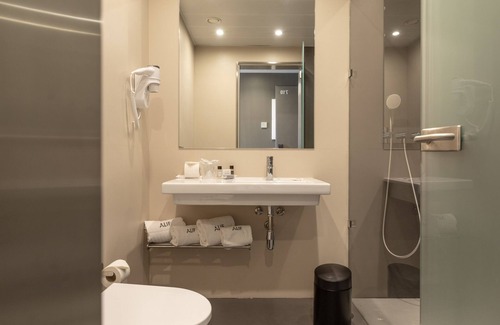 Sao Joao de Deus Hotel | Discover Comfort at Hotel Alif Campo Pequeno with Spa & Breakfast