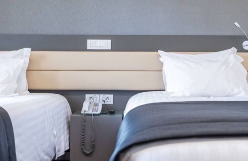 Sao Joao de Deus Hotel | Discover Comfort at Hotel Alif Campo Pequeno with Spa & Breakfast