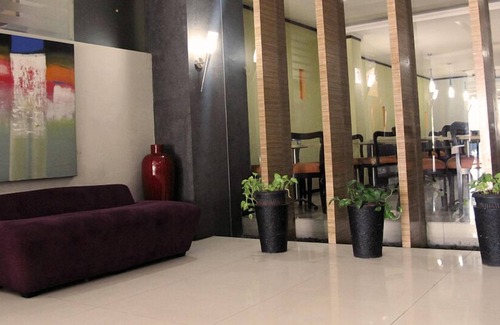 Palmerah Hotel | Inviting Hotel Alma: Family-Friendly with Onsite Dining