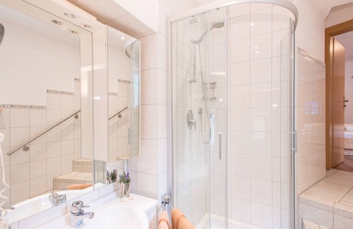 Grainau Hotel | Experience Hotel Alpspitz B&B: Top-Rated with Breakfast Included