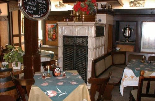 Wassenberg Hotel | Pet-Friendly Hotel Alt Wassenberg with Breakfast Included
