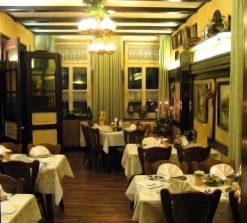 Wassenberg Hotel | Pet-Friendly Hotel Alt Wassenberg with Breakfast Included