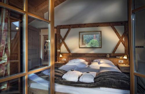 Sand in Taufers Hotel | Hotel Alte Mühle: 4-Star Oceanfront Retreat with Spa
