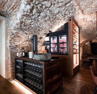 Leibnitz House | Relax at Hotel Alte Post Südsteiermark: 4-Star Comfort Awaits