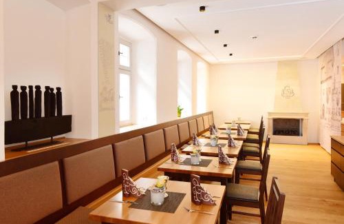 Wolframs-Eschenbach Hotel | Unforgettable Stays at Hotel Alte Vogtei - Guest Rated 9.1