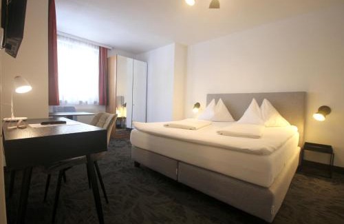 Vienna Hotel | Discover Hotel Altmann: Rated 9/10 with Hot Tub & Breakfast