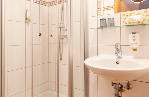 Wernigerode Old Town Hotel | Accessible Comfort at Hotel Altora with Family-Friendly Dining